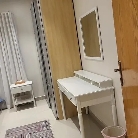 شقة دور ارضي Vip ثلاث غرف Riyadh Exterior photo