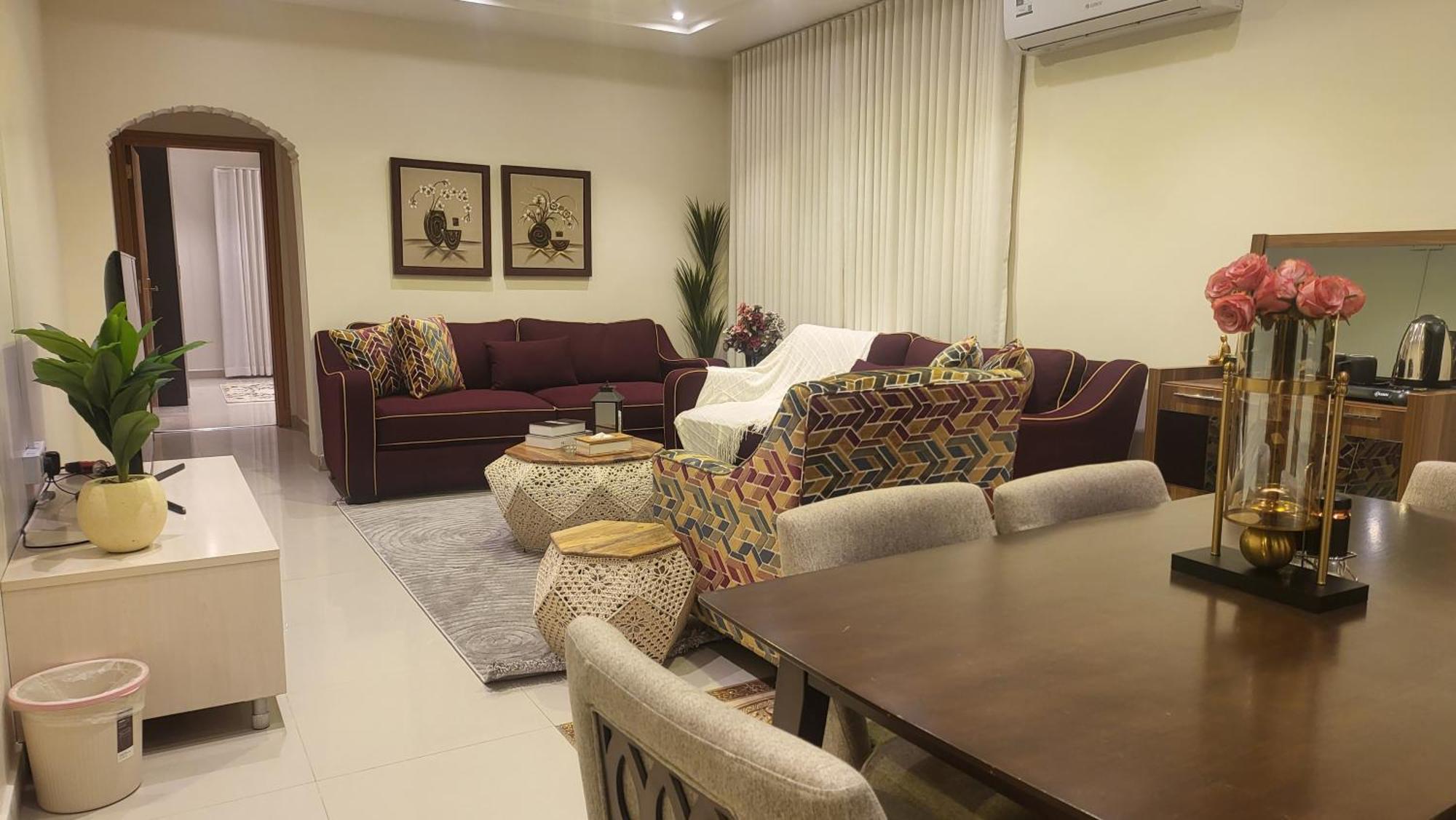 دور ارضي Vip ثلاث غرف Pangsapuri Riyadh